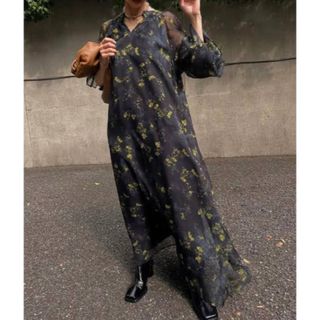 アメリヴィンテージ(Ameri VINTAGE)の★AmeriVINTAGE完売NORA FLOWER LAYERD DRESS(ロングワンピース/マキシワンピース)