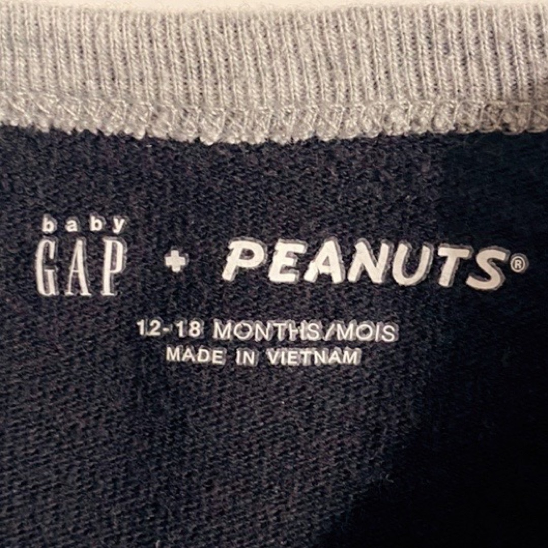 babyGAP(ベビーギャップ)のbaby GAP × PEANUTS  スヌーピー  ロングＴシャツ　２枚セット キッズ/ベビー/マタニティのベビー服(~85cm)(Ｔシャツ)の商品写真