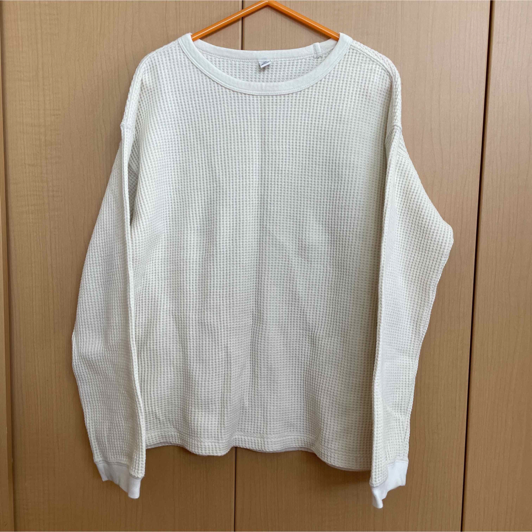 UNIQLO(ユニクロ)のUNIQLO☆長袖Tシャツ　130 キッズ/ベビー/マタニティのキッズ服女の子用(90cm~)(Tシャツ/カットソー)の商品写真