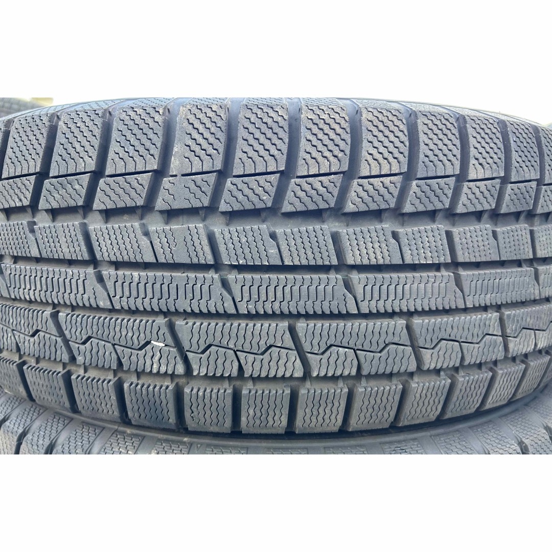 TOYO 225/65R17 22年製　スタッドレスタイヤ