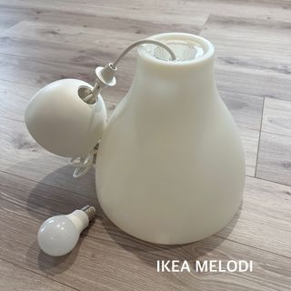 イケア(IKEA)のもずくさま専用(天井照明)