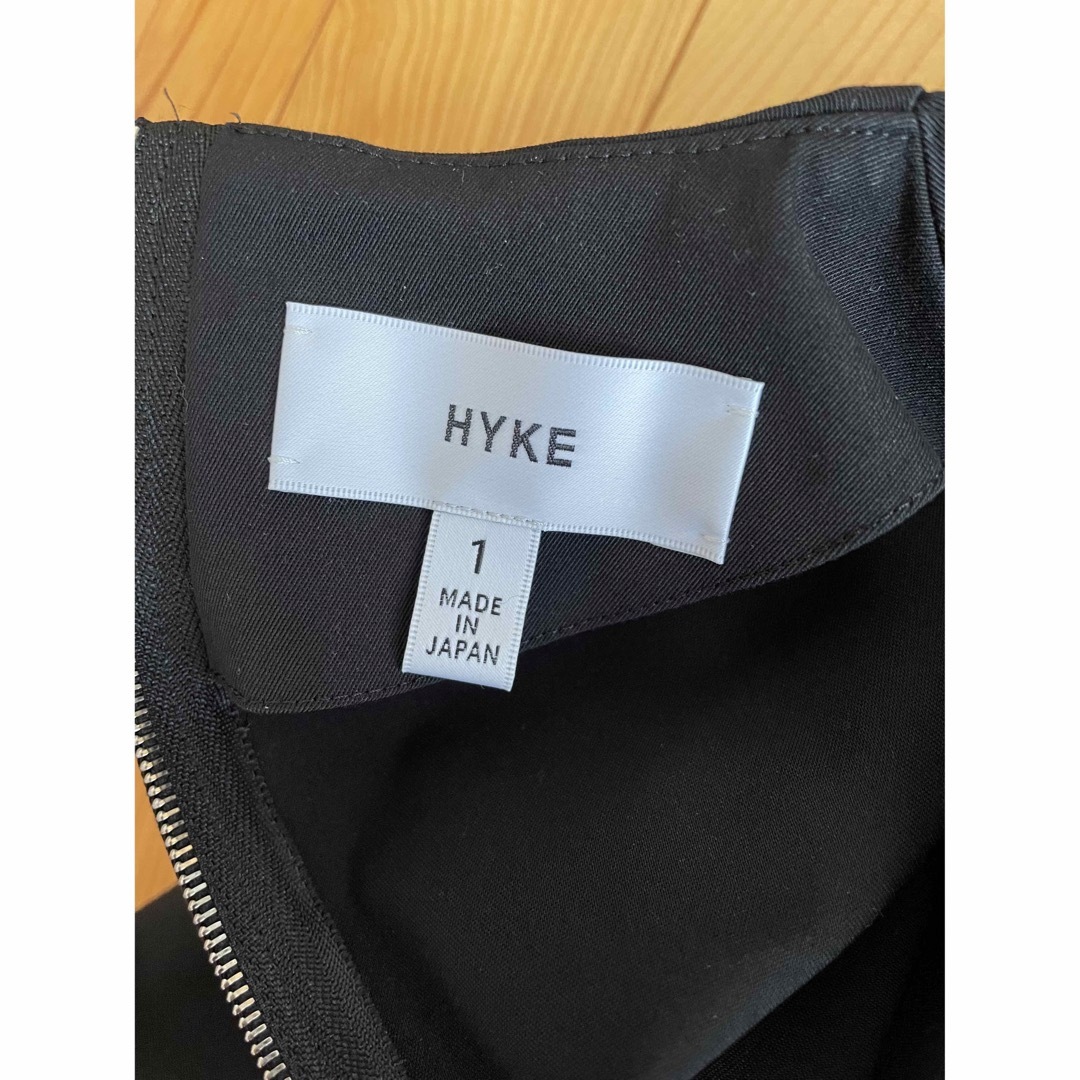 HYKE(ハイク)のHYKEハイク TASLAN TWILL TOP ブラック 1 美品 レディースのトップス(シャツ/ブラウス(長袖/七分))の商品写真