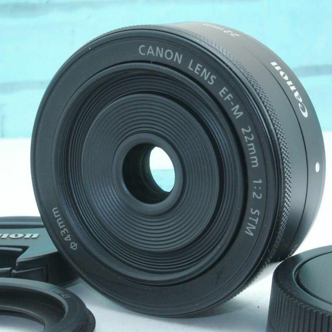 Canon LENS 22mm F2 STM (レンズ)-