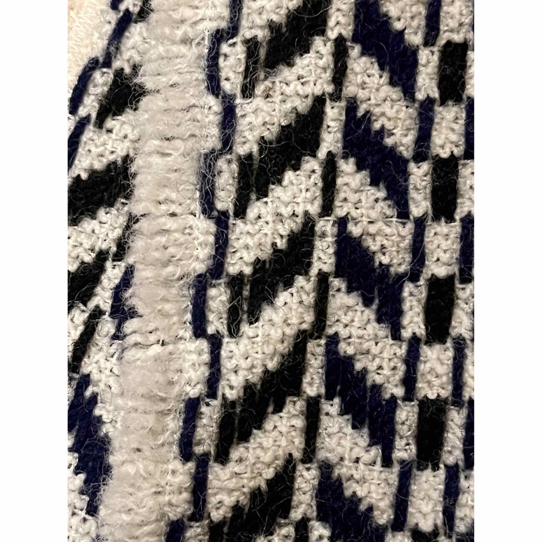 CHANEL - CHANEL シャネル ツィードコート38 カメリア フリンジ CHANEL - CHANEL シャネル ツィードコート38 カメリア フリンジ