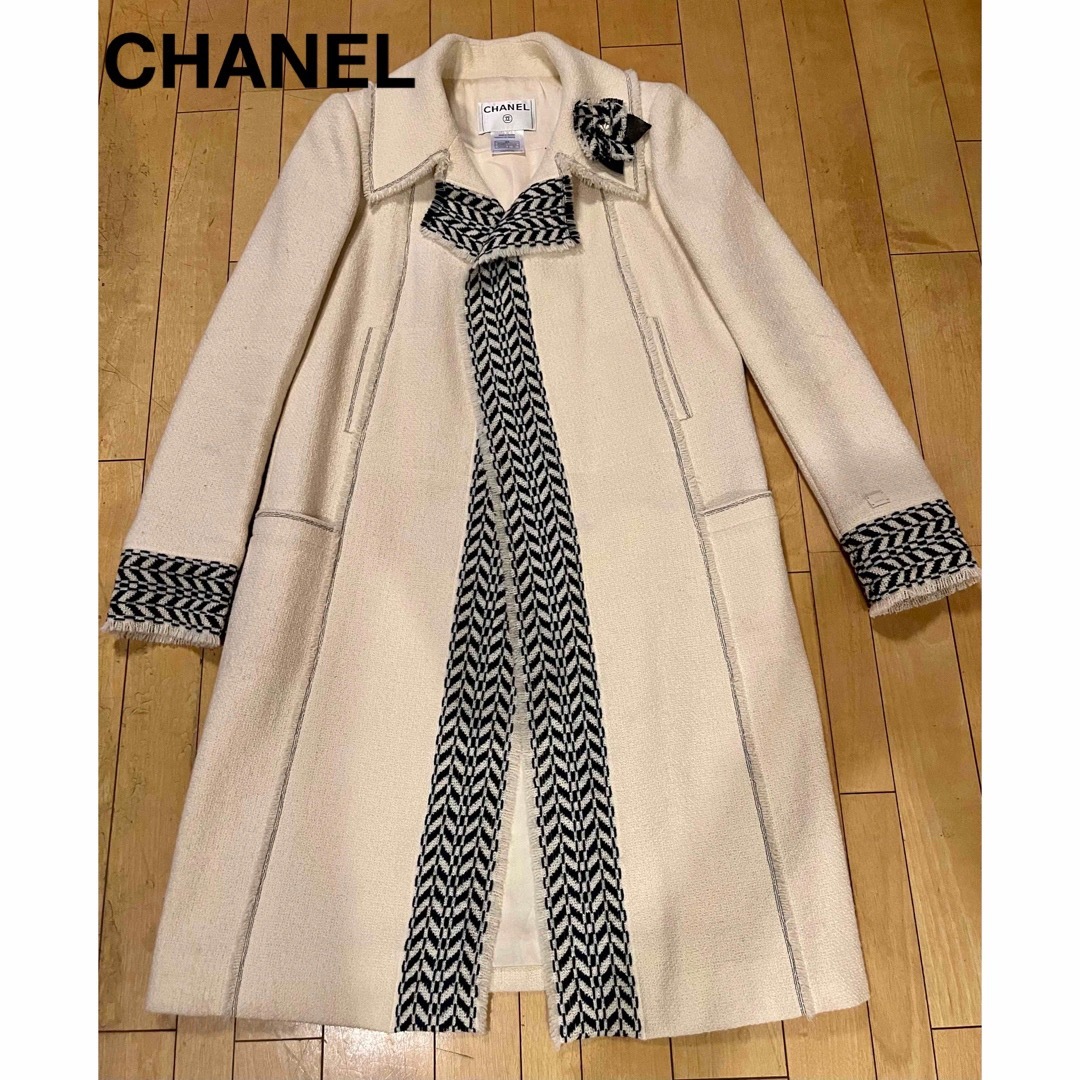 CHANEL - CHANEL シャネル ツィードコート38 カメリア フリンジ CHANEL - CHANEL シャネル ツィードコート38 カメリア フリンジ