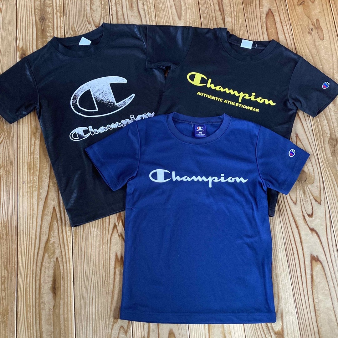 Champion(チャンピオン)の140  champion  Tシャツ　3枚セット キッズ/ベビー/マタニティのキッズ服男の子用(90cm~)(Tシャツ/カットソー)の商品写真