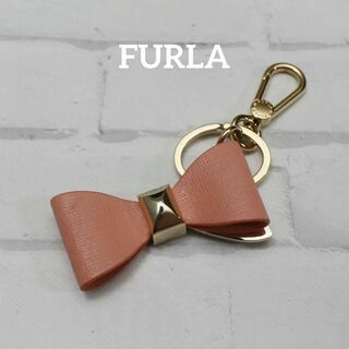 Furla - 【美品】FURLA パイナップル チャーム ピンクの通販 by ベル