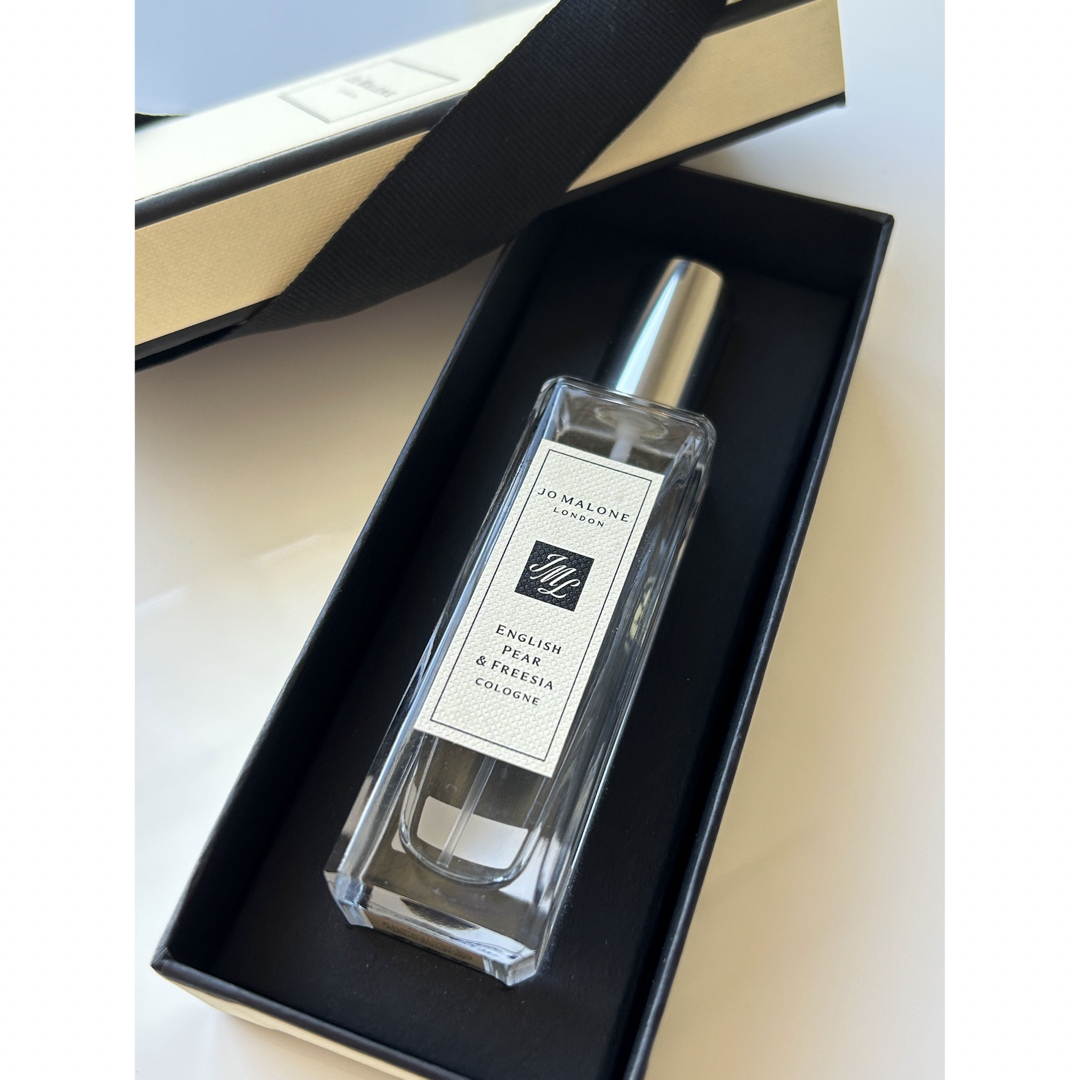 Jo Malone(ジョーマローン)のJO MALONE/ENGLISH PEAR & FREESIA 30ml コスメ/美容の香水(香水(女性用))の商品写真