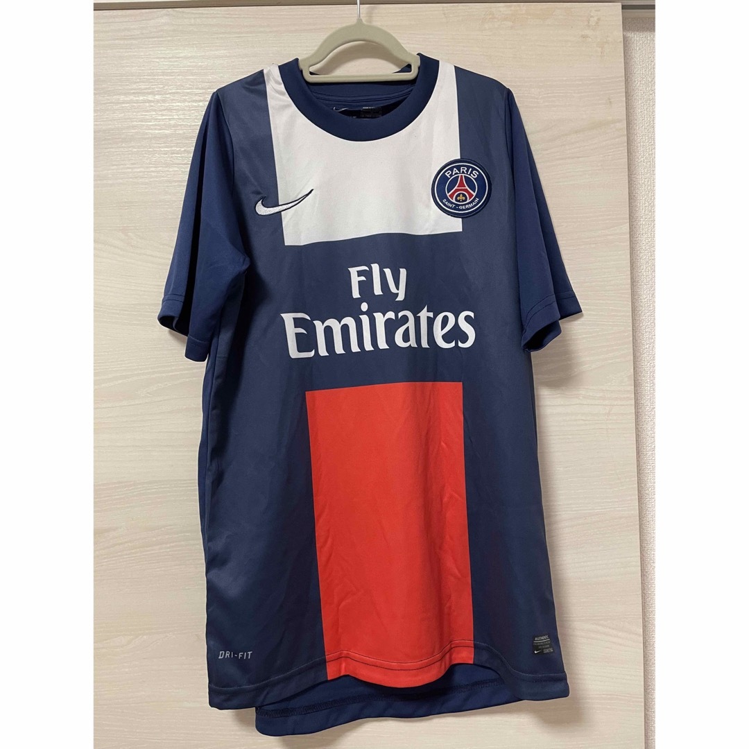 Paris Saint-Germain(パリサンジェルマン)のパリサンジェルマン　上下ユニフォーム　ジュニア スポーツ/アウトドアのサッカー/フットサル(記念品/関連グッズ)の商品写真