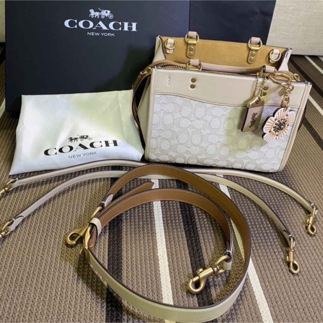 COACH(コーチ)の新品COACH バッグ レディースのバッグ(ショルダーバッグ)の商品写真