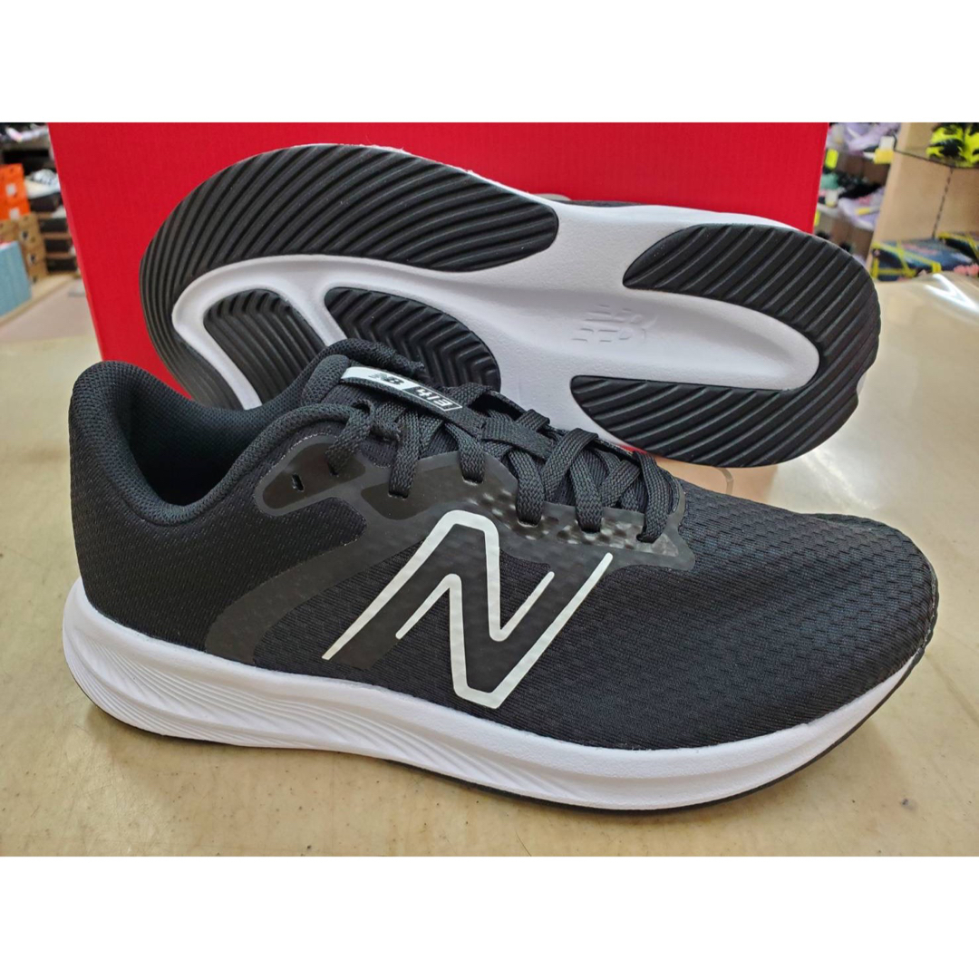 New Balance(ニューバランス)のニューバランスW413 25.0cm レディース カジュアル ランニングシューズ レディースの靴/シューズ(スニーカー)の商品写真