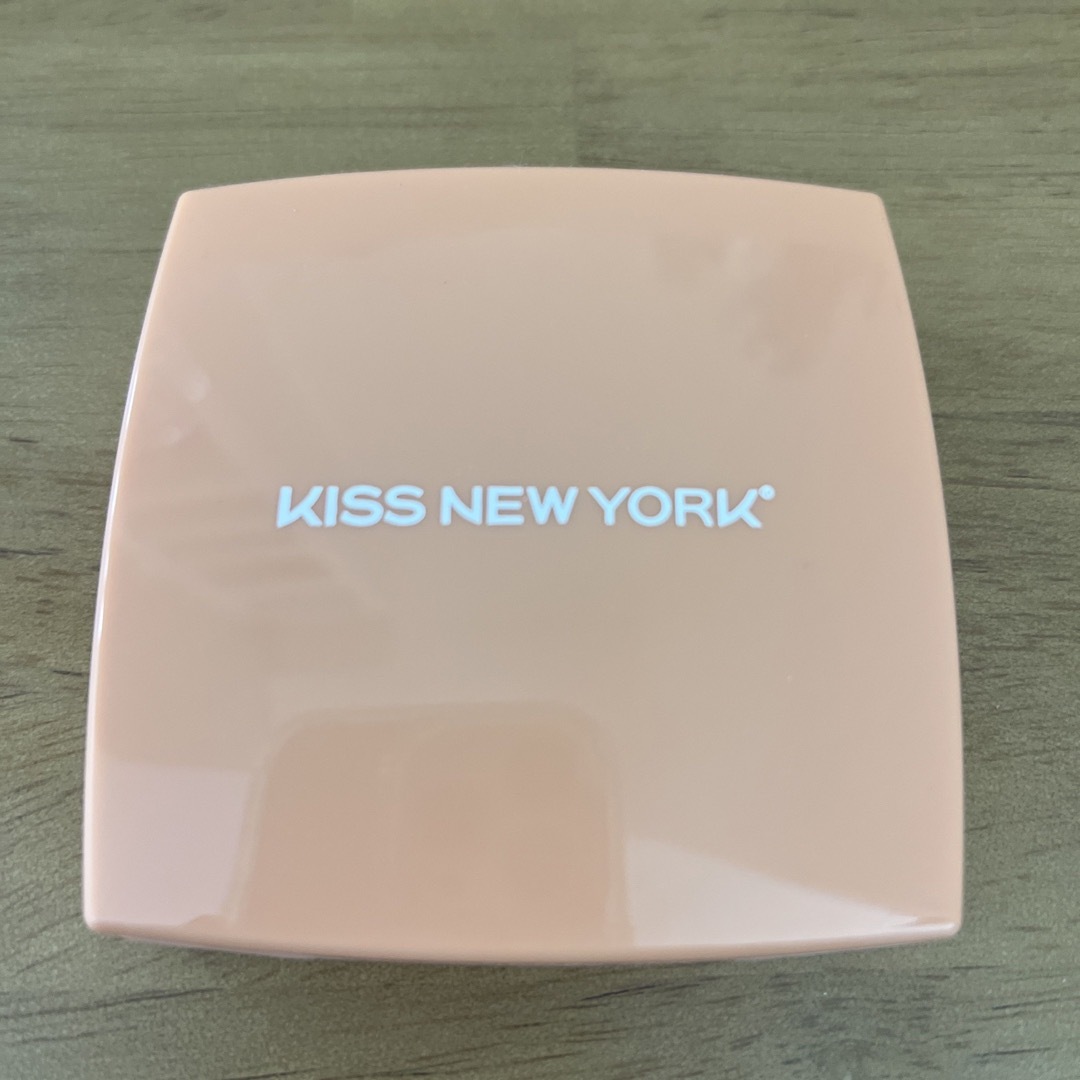 KISS NEWYORK(キスニューヨーク)のKISS NEW YORK キスニューヨーク マジックアイブロウ 眉スタンプ コスメ/美容のベースメイク/化粧品(アイブロウペンシル)の商品写真