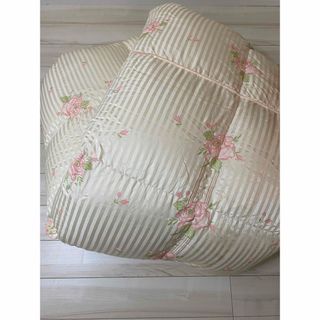 丸八真綿シルク刺繍・肌布団 ダブルサイズ