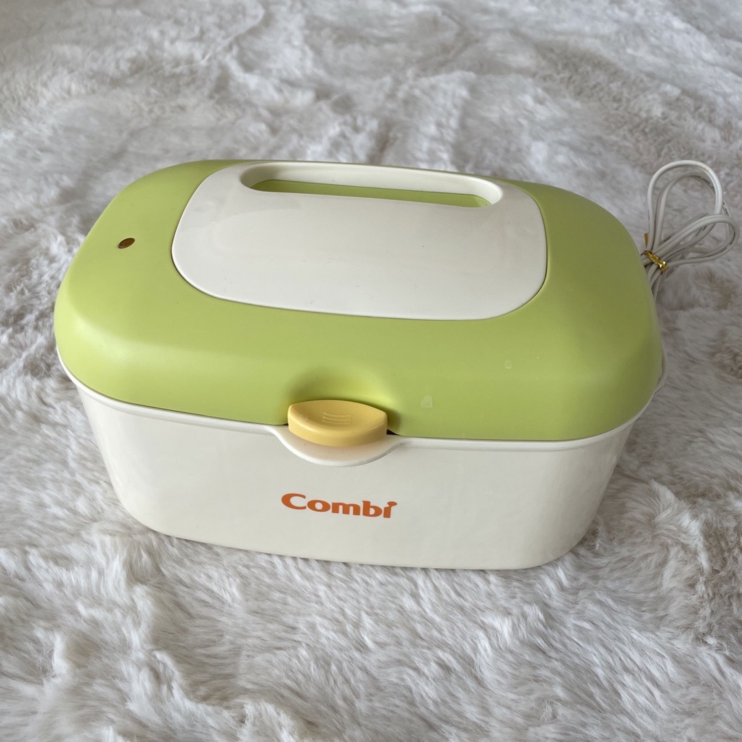 combi(コンビ)のCombi お尻拭きあたため器　クイックウォーマー グリーン キッズ/ベビー/マタニティのおむつ/トイレ用品(ベビーおしりふき)の商品写真