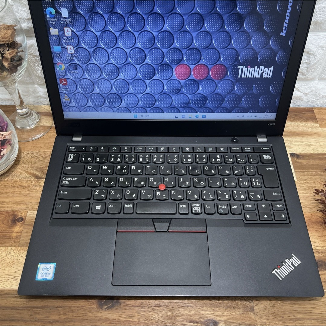 【美品】Thinkpad X280☘メモリ16GB☘SSD☘Corei5第8世代