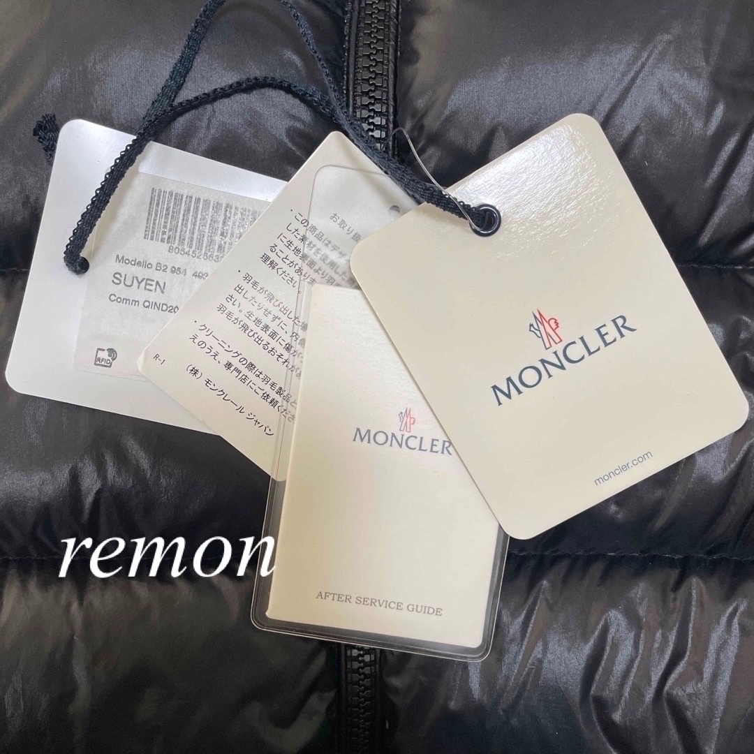 MONCLER(モンクレール)の国内正規品　モンクレール　SUYEN  ブラック　ダウンコート レディースのジャケット/アウター(ダウンコート)の商品写真