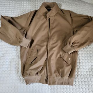 バラクータ(BARACUTA)のバラクータ　アウター(その他)