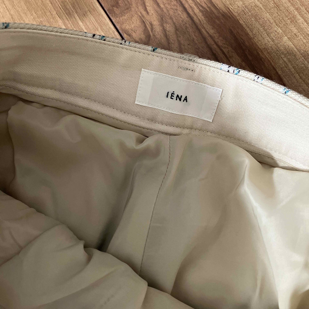 IENA(イエナ)のIENA  ウールチェック　テーパード　パンツ　34 レディースのパンツ(その他)の商品写真