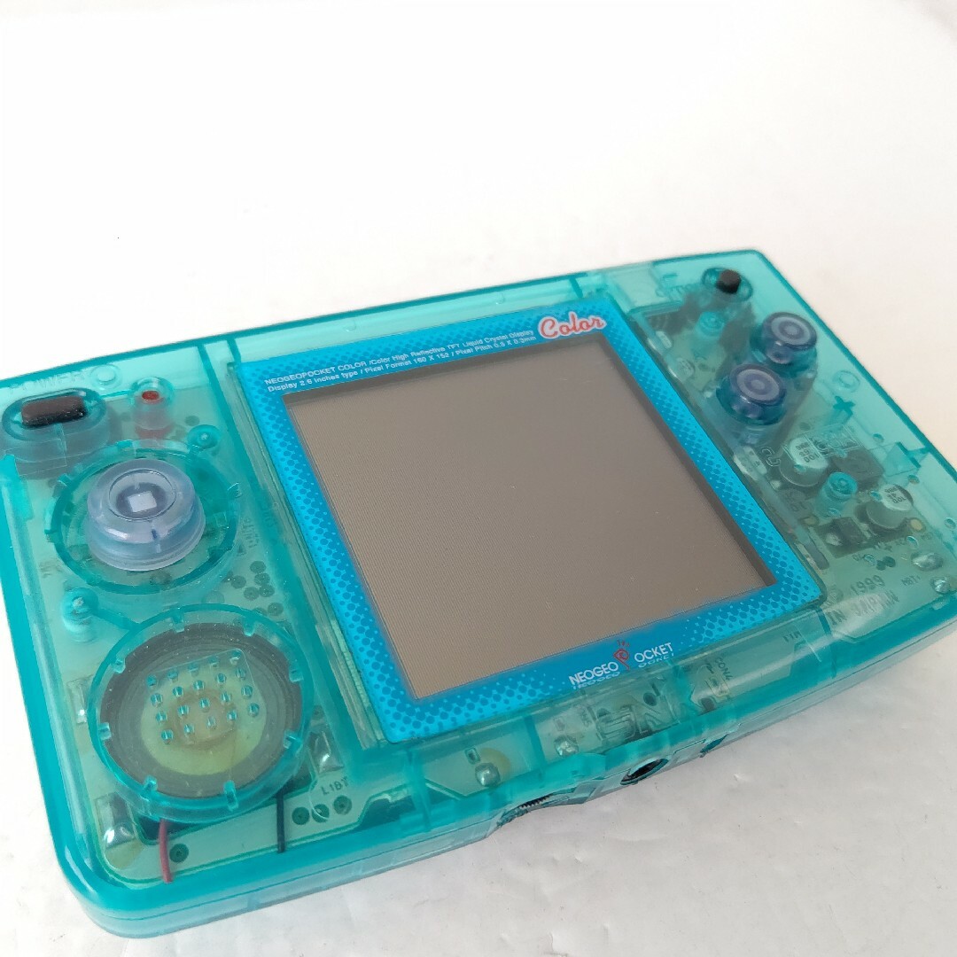 NEOGEO(ネオジオ)のSNK ネオジオポケットカラー　クリアブルー　美品　NEOGEO POCKET エンタメ/ホビーのゲームソフト/ゲーム機本体(携帯用ゲーム機本体)の商品写真