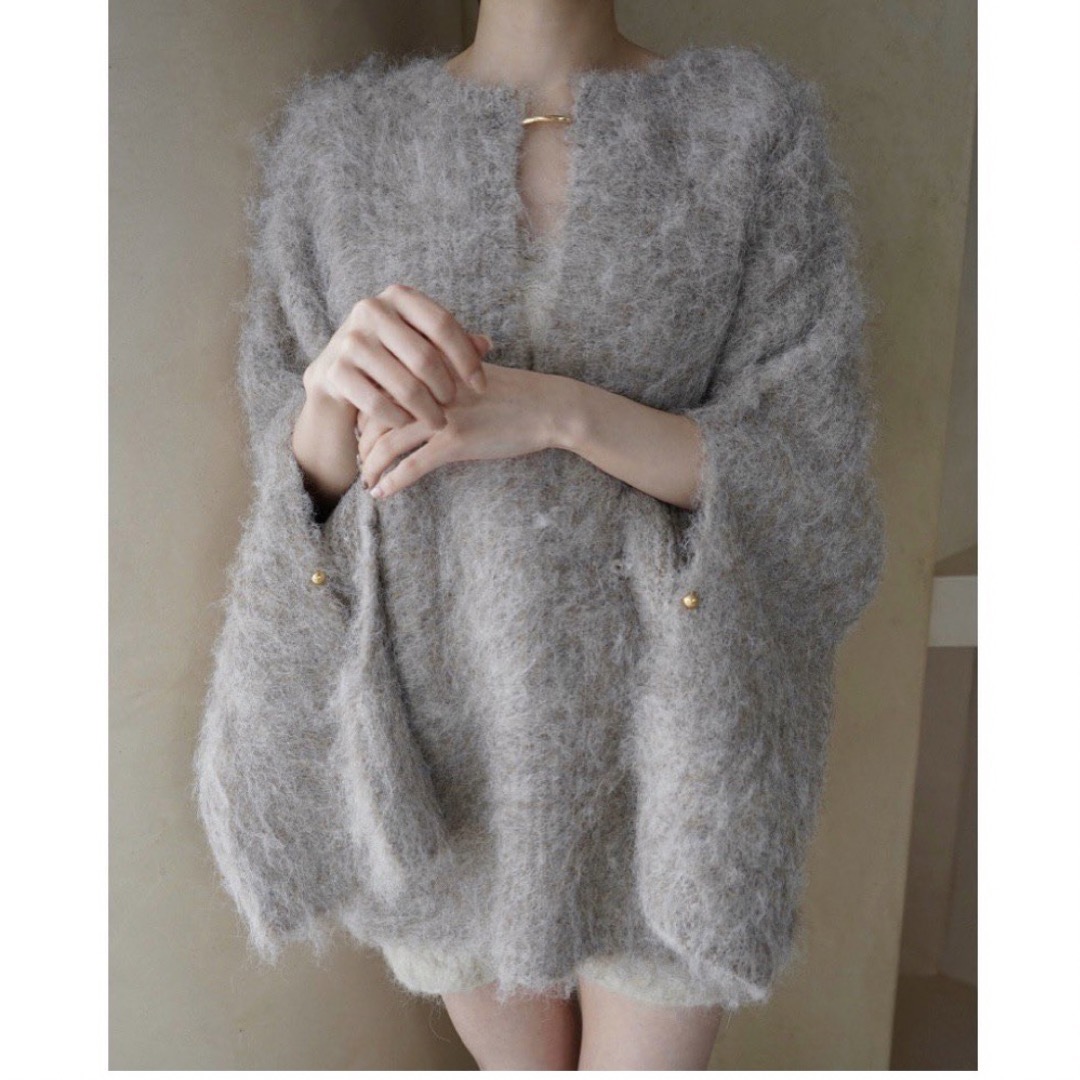 acka mohair flare knit 【beige】新品未使用 レディースのトップス(ニット/セーター)の商品写真