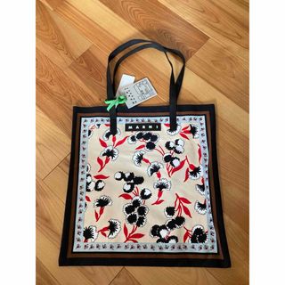 マルニ 巾着の通販 300点以上 | Marniを買うならラクマ