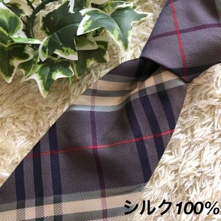 バーバリー(BURBERRY)のBURBERRY  LONDON人気チェックネクタイ　イタリア製　シルク100%(ネクタイ)