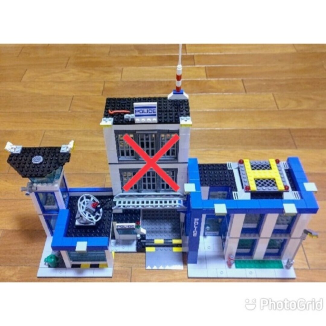 Lego(レゴ)の確認用！レゴ★シティ ポリス ステーション 建物のみ 美品 人気 エンタメ/ホビーのおもちゃ/ぬいぐるみ(模型/プラモデル)の商品写真