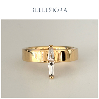 ベルシオラ(BELLESIORA)のBELLESIORA♡ロングテーパーバケットカットダイヤモンドリング♡ベルシオラ(リング(指輪))