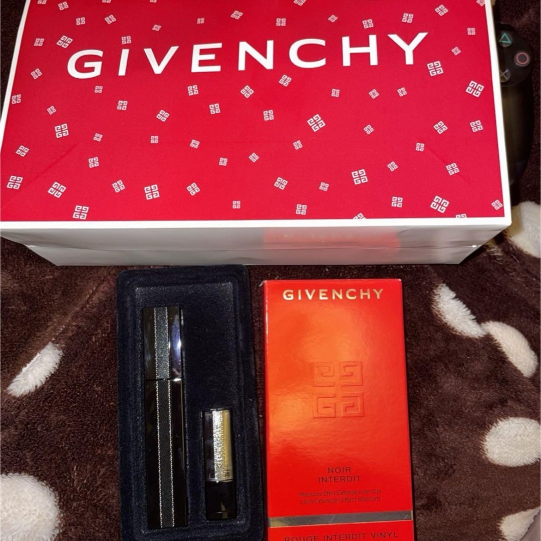 GIVENCHY(ジバンシィ)のGIVENCHYセット コスメ/美容のコスメ/美容 その他(その他)の商品写真