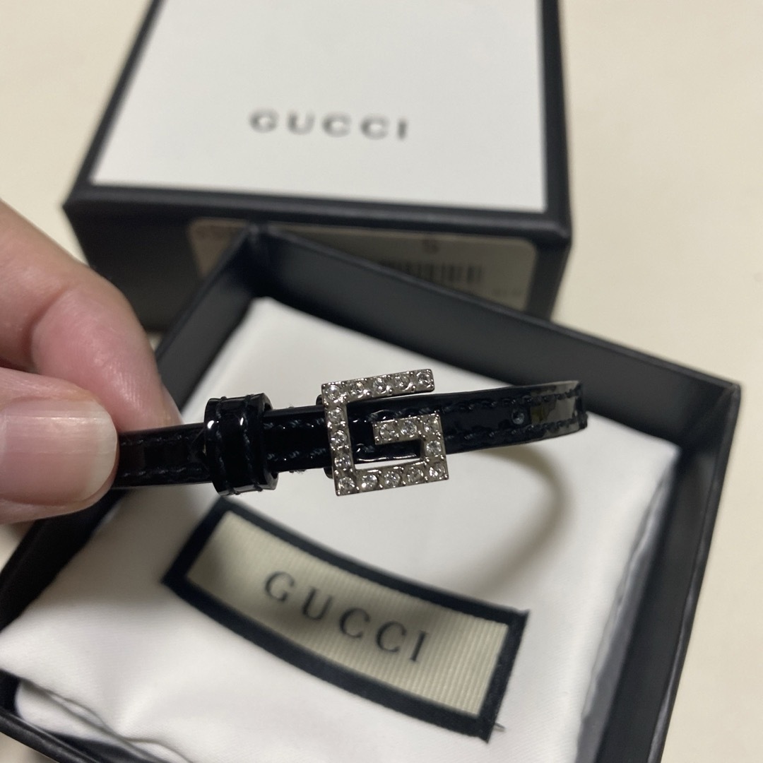 Gucci(グッチ)のGUCCI スクエアG ブレスレット　レザー レディースのアクセサリー(ブレスレット/バングル)の商品写真