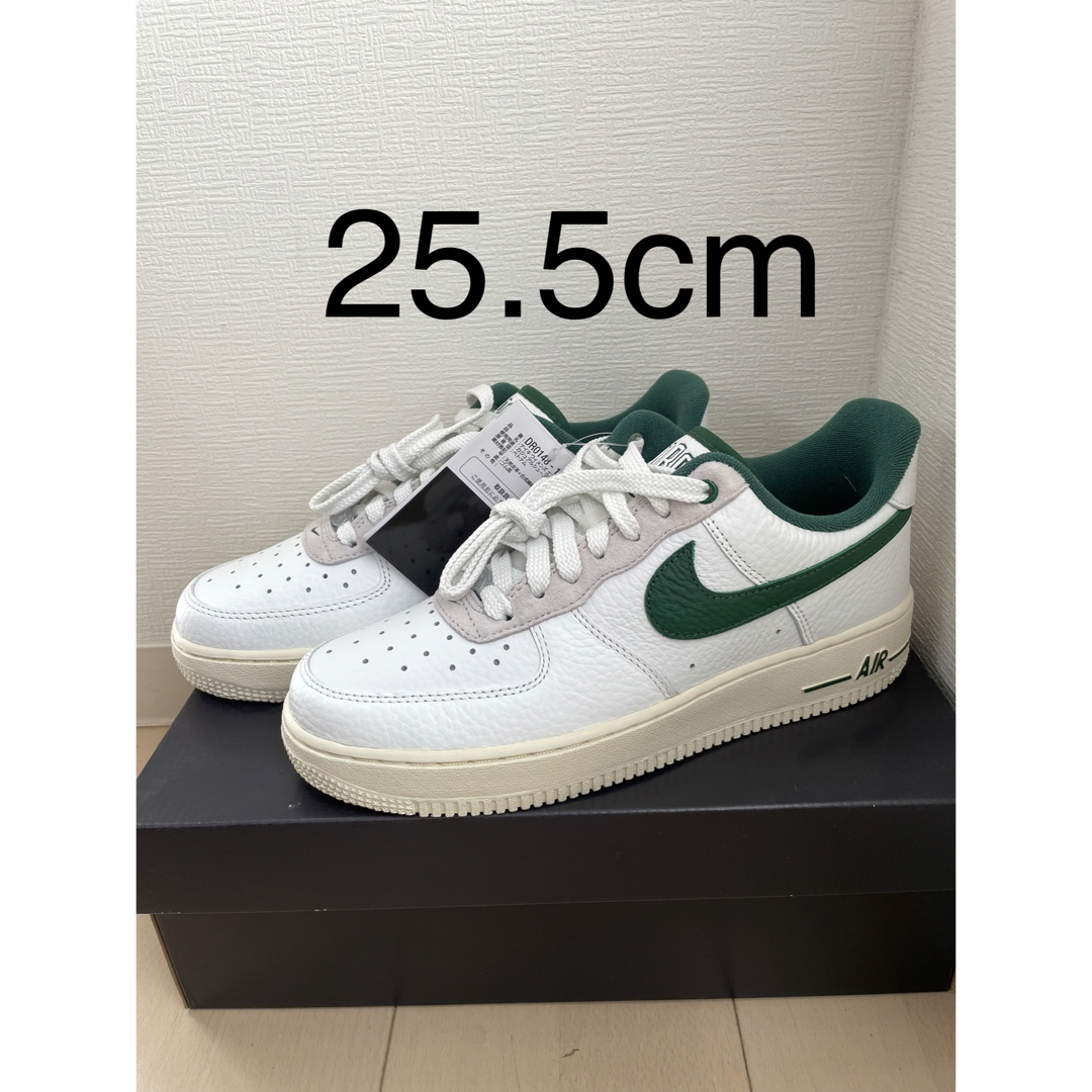 NIKE(ナイキ)のNike WMNS Air Force 1 Low Command Green レディースの靴/シューズ(スニーカー)の商品写真