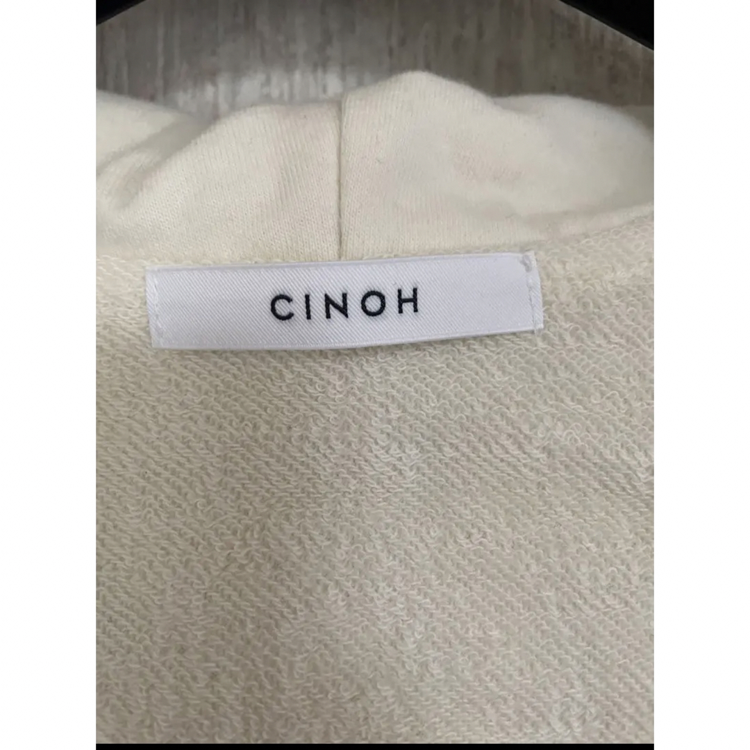 CINOH(チノ)のCINOH レディースのトップス(パーカー)の商品写真