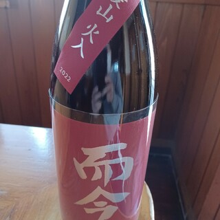 ジコン(而今)の而今純米吟醸愛山仕込み1.8㍑(日本酒)
