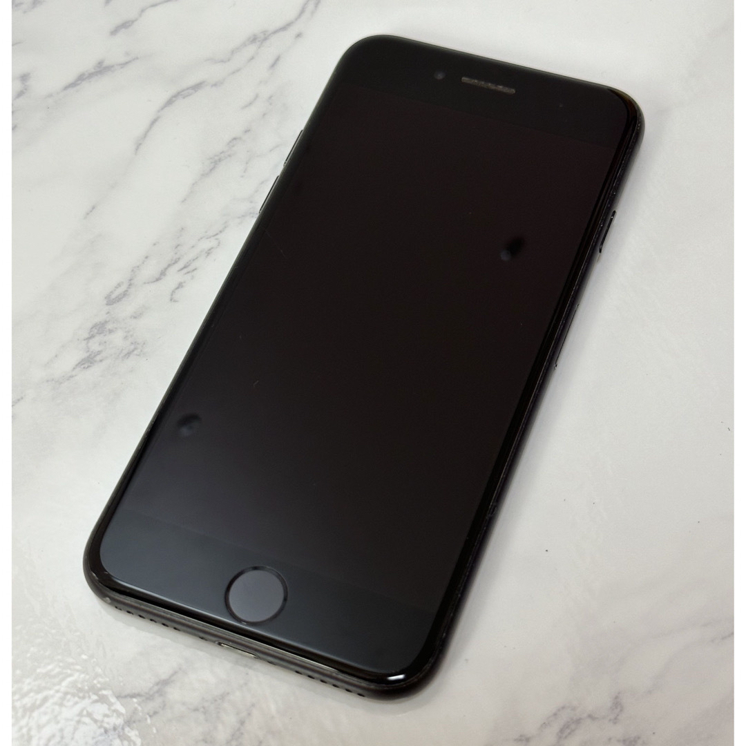 スマートフォン本体iPhone7 ブラック　256gb