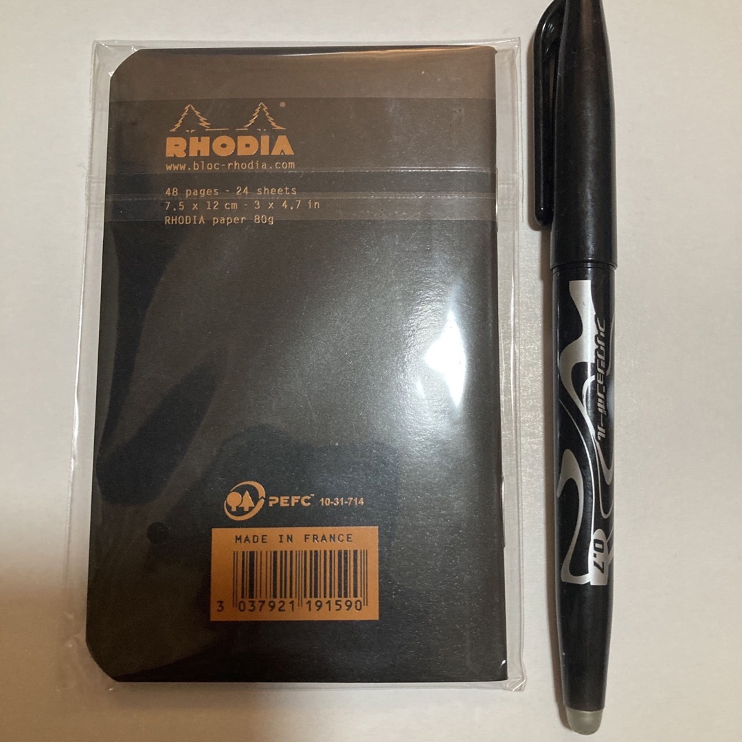 RHODIA(ロディア)の新品未開封❗️RHODIA× 三条市立大学　コラボ　限定　メモパッド　フランス製 インテリア/住まい/日用品の文房具(ノート/メモ帳/ふせん)の商品写真