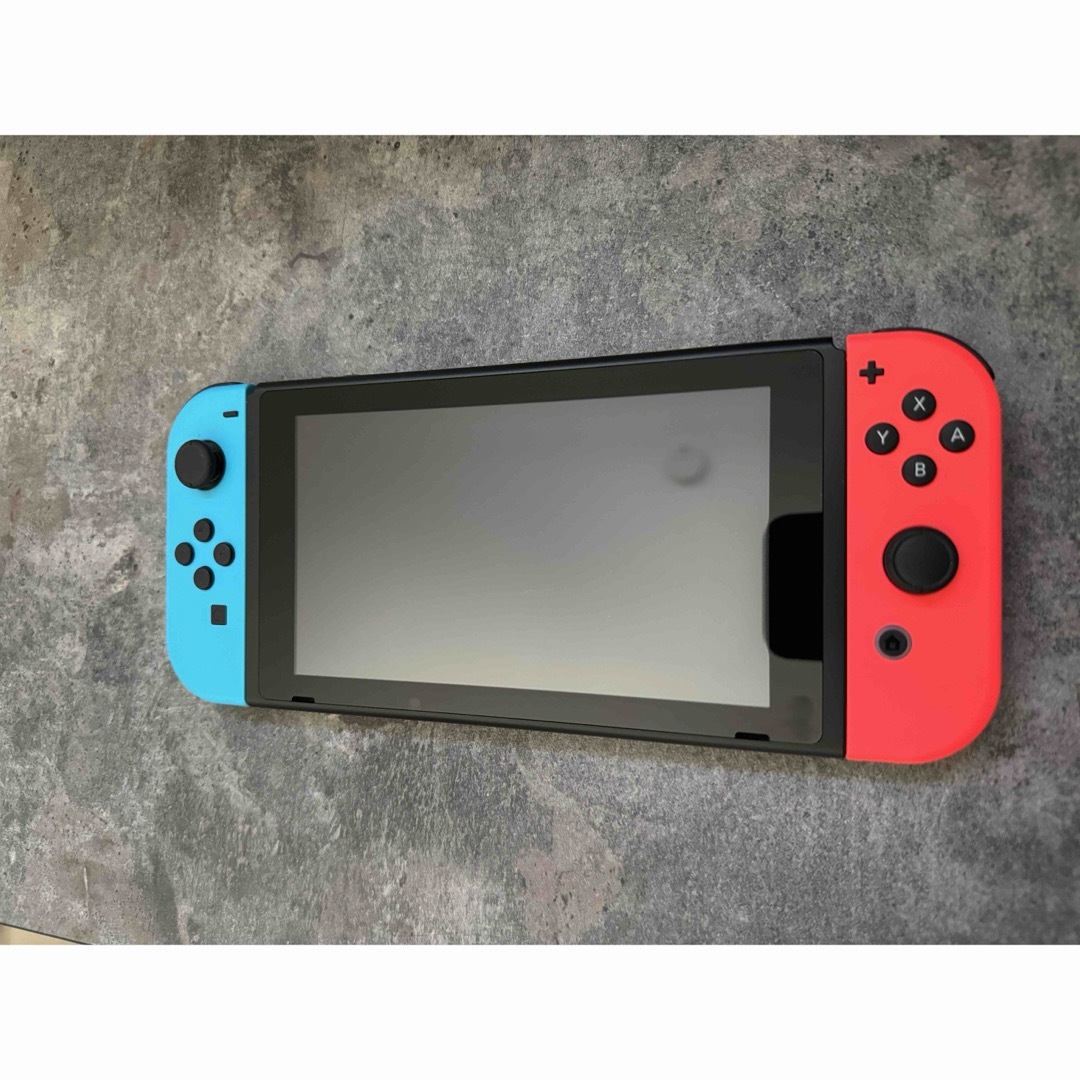 Nintendo Switch本体＋プロコン(ともに純正)-