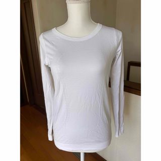 ルルレモン(lululemon)のlululemon ルルレモンswiftly tech long sleeve(ヨガ)