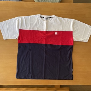 フィラ(FILA)のFILA Tシャツ　新品(Tシャツ/カットソー(半袖/袖なし))