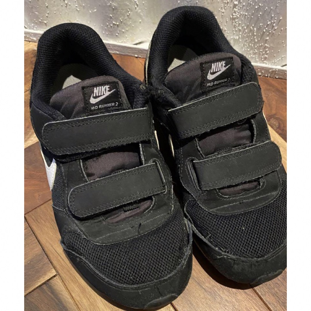NIKE(ナイキ)の21cm Nike MD RUNNER2ブラック キッズ/ベビー/マタニティのキッズ靴/シューズ(15cm~)(スニーカー)の商品写真
