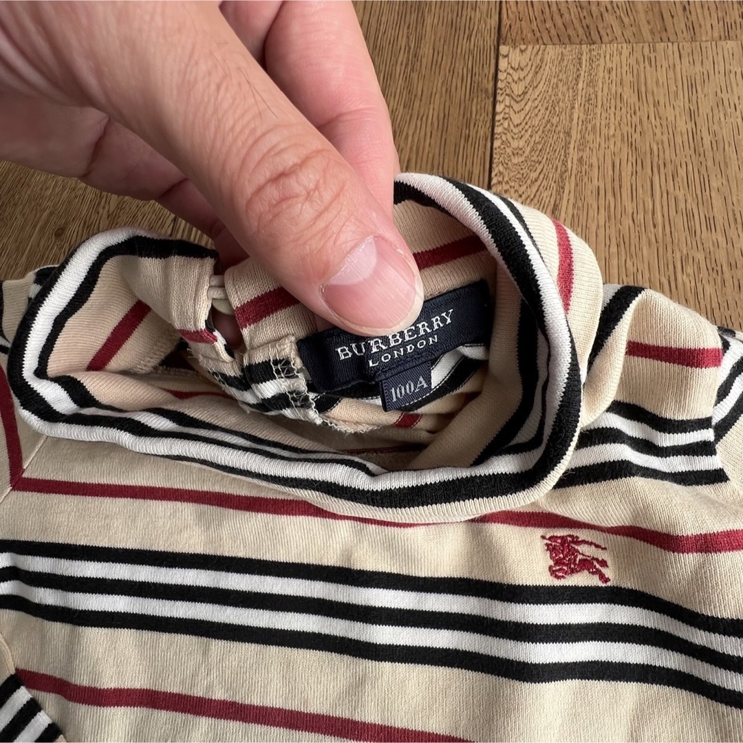 BURBERRY(バーバリー)の☆美品☆バーバリーロンドン　キッズベビー　定番　トップス　タートルネック　女の子 キッズ/ベビー/マタニティのキッズ服女の子用(90cm~)(Tシャツ/カットソー)の商品写真