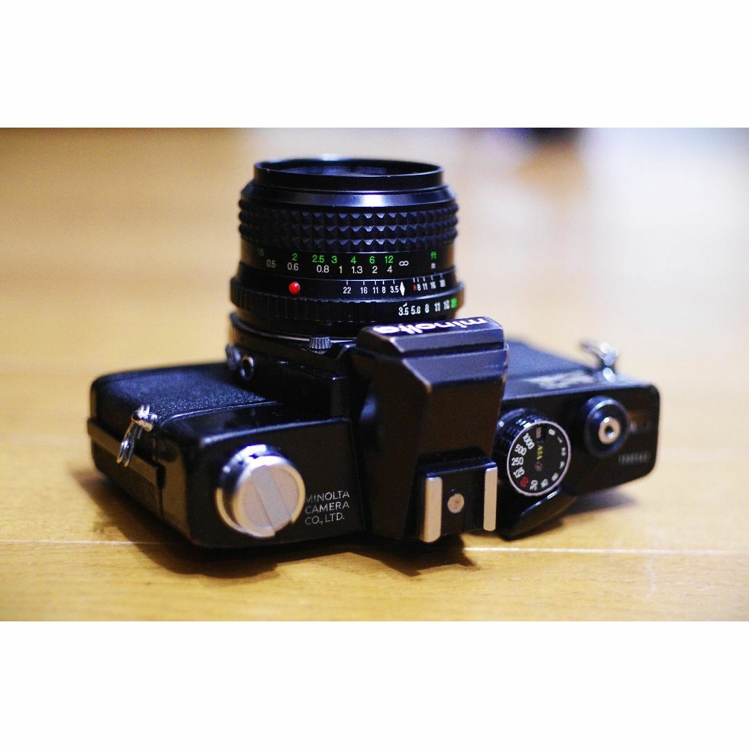 完動品MINOLTA SRT SUPER希少の黒+28mmレンズ セット