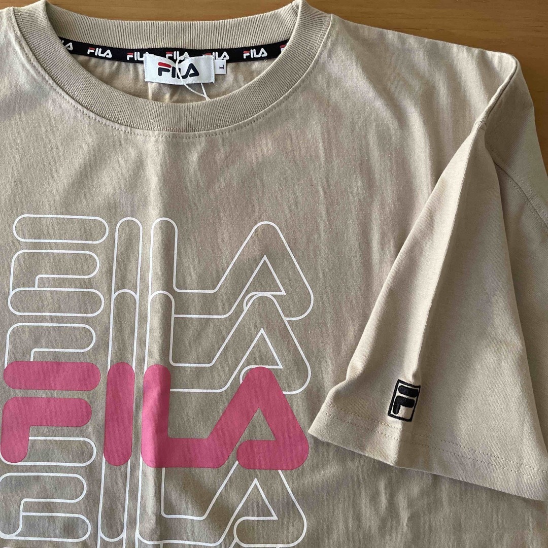 FILA(フィラ)のFILA Tシャツ　新品 メンズのトップス(Tシャツ/カットソー(半袖/袖なし))の商品写真