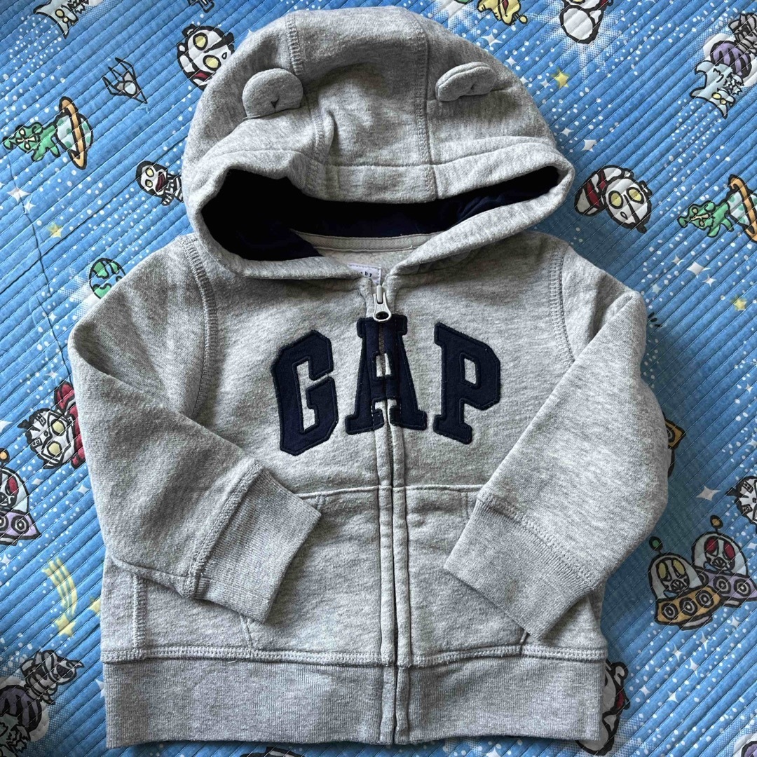 babyGAP(ベビーギャップ)のbabyGAP パーカー　くまみみ　80サイズ キッズ/ベビー/マタニティのベビー服(~85cm)(ジャケット/コート)の商品写真