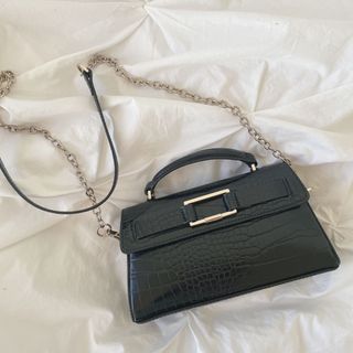 ザラ(ZARA)のZARA トップハンドルクロスボディバッグ　ブラック(ショルダーバッグ)