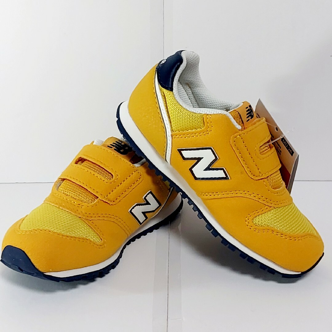 New Balance(ニューバランス)の★新品未使用★ new balance IZ373 XW2 16.5cm キッズ/ベビー/マタニティのベビー靴/シューズ(~14cm)(スニーカー)の商品写真