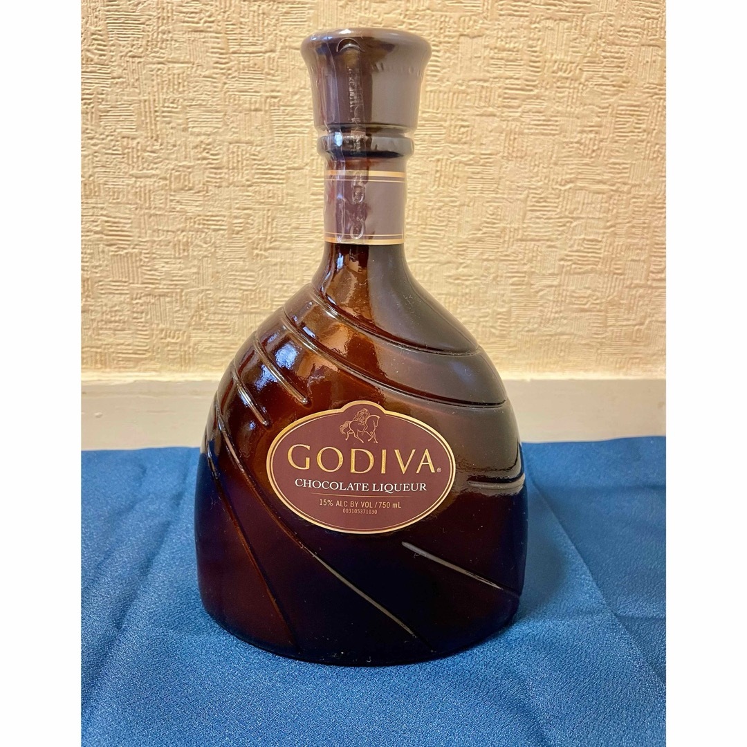 GODIVA(ゴディバ)のGODIVA リキュール 750ml 新品未開封 食品/飲料/酒の酒(リキュール/果実酒)の商品写真