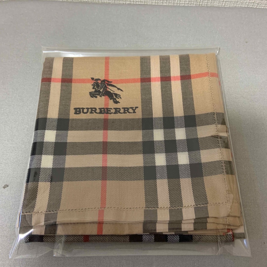 BURBERRY(バーバリー)のバーバリーハンカチ　カルバンクライン　タオルハンカチのセット メンズのファッション小物(ハンカチ/ポケットチーフ)の商品写真