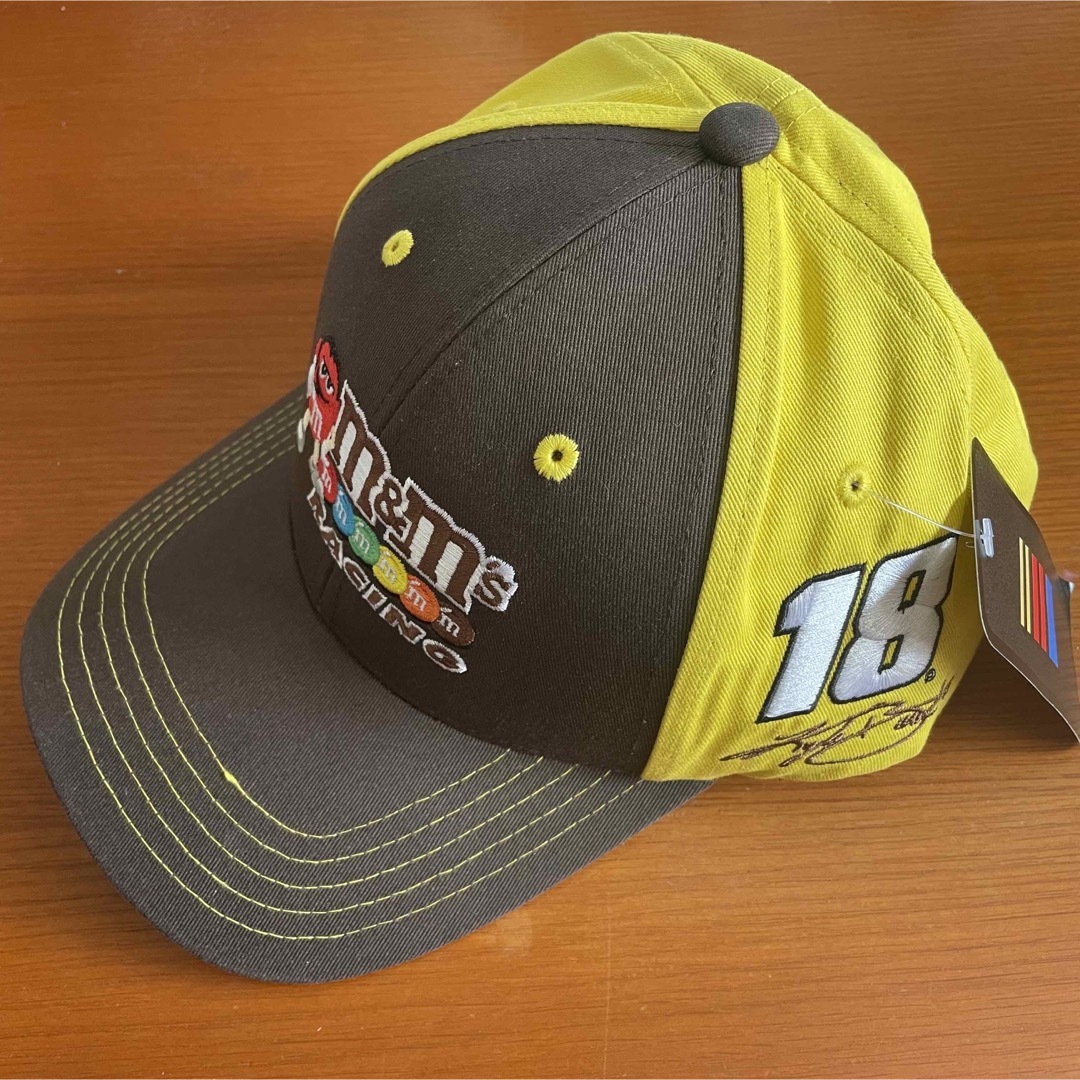 NASCAR ナスカー　レーシングキャップ　m&m’s カイル ブッシュ B/Y メンズの帽子(キャップ)の商品写真