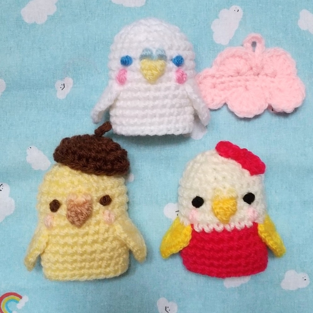 アクリルタワシ オーナメント サンリオキャラ風♡♡セキセイインコ ハンドメイドの生活雑貨(キッチン小物)の商品写真