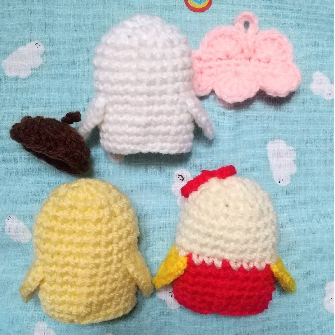 アクリルタワシ オーナメント サンリオキャラ風♡♡セキセイインコ ハンドメイドの生活雑貨(キッチン小物)の商品写真